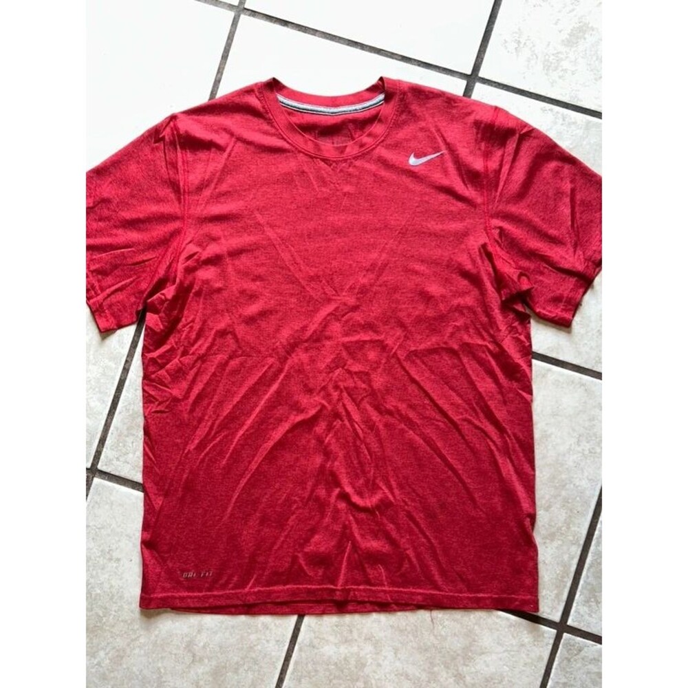 Men’s Red Nike Shirt Size Medium